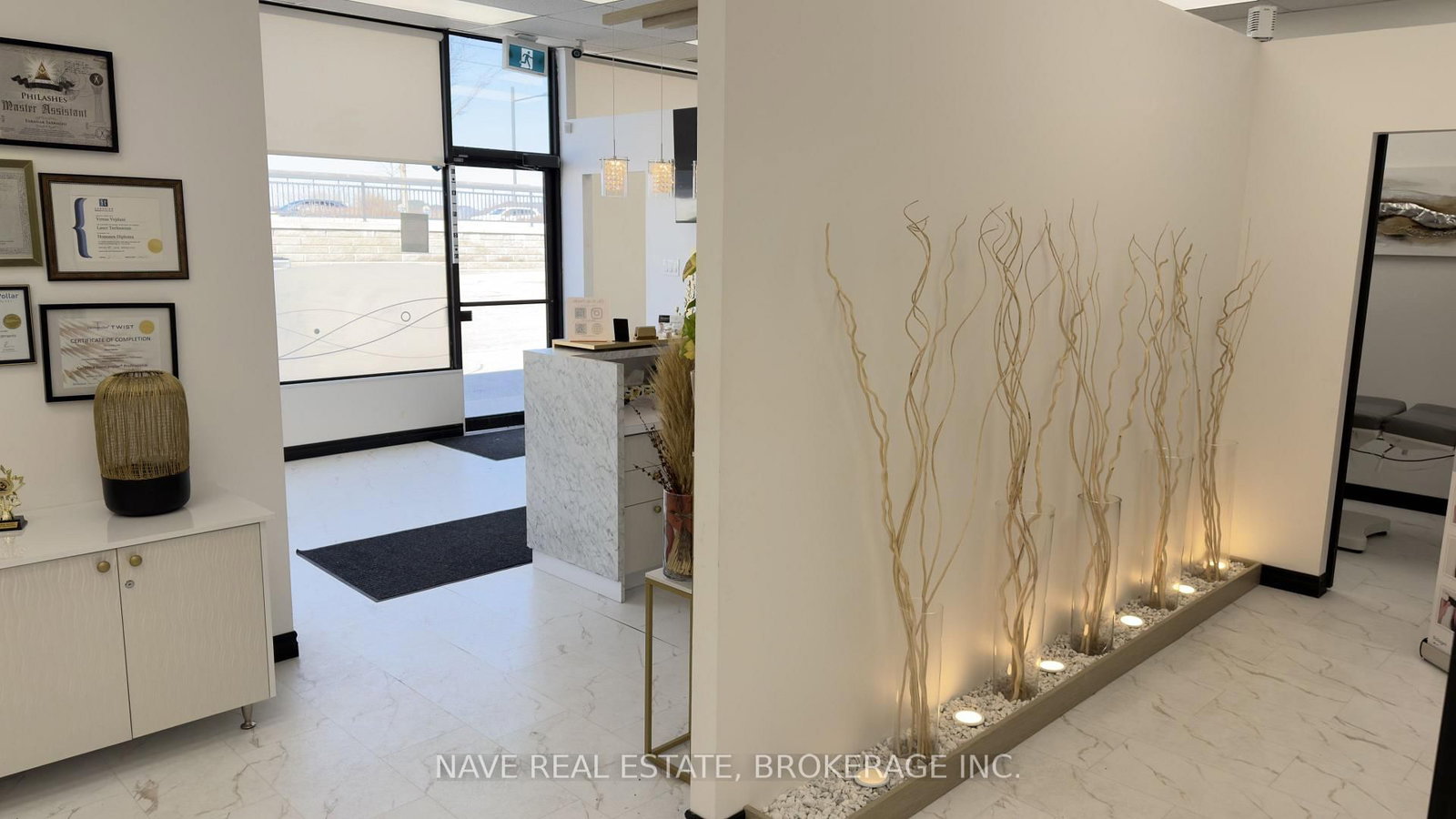 16925 Yonge Street, Unit 22 - Photo 5