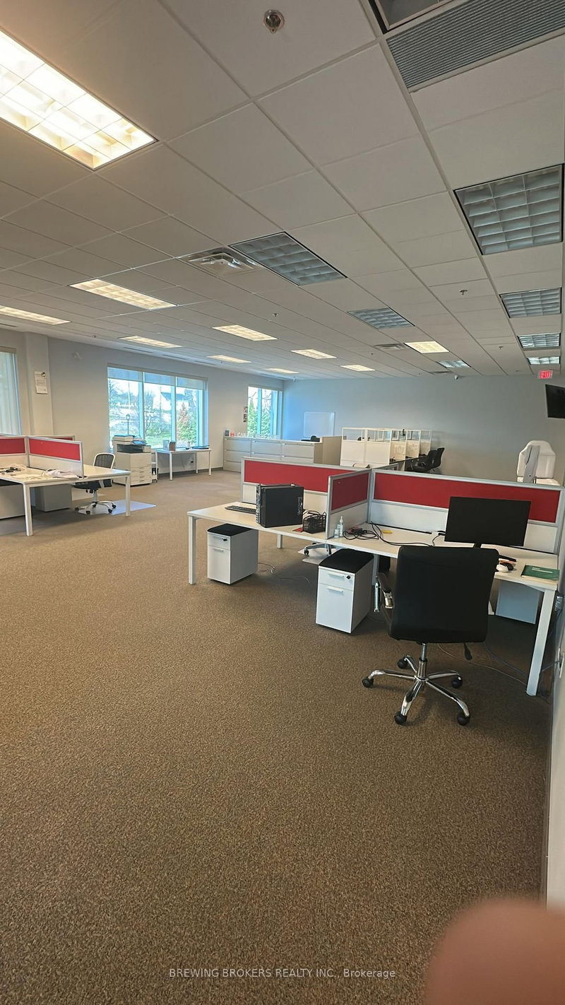 201 - 8800 Dufferin St, Vaughan, L4K 0C5 | Image 3