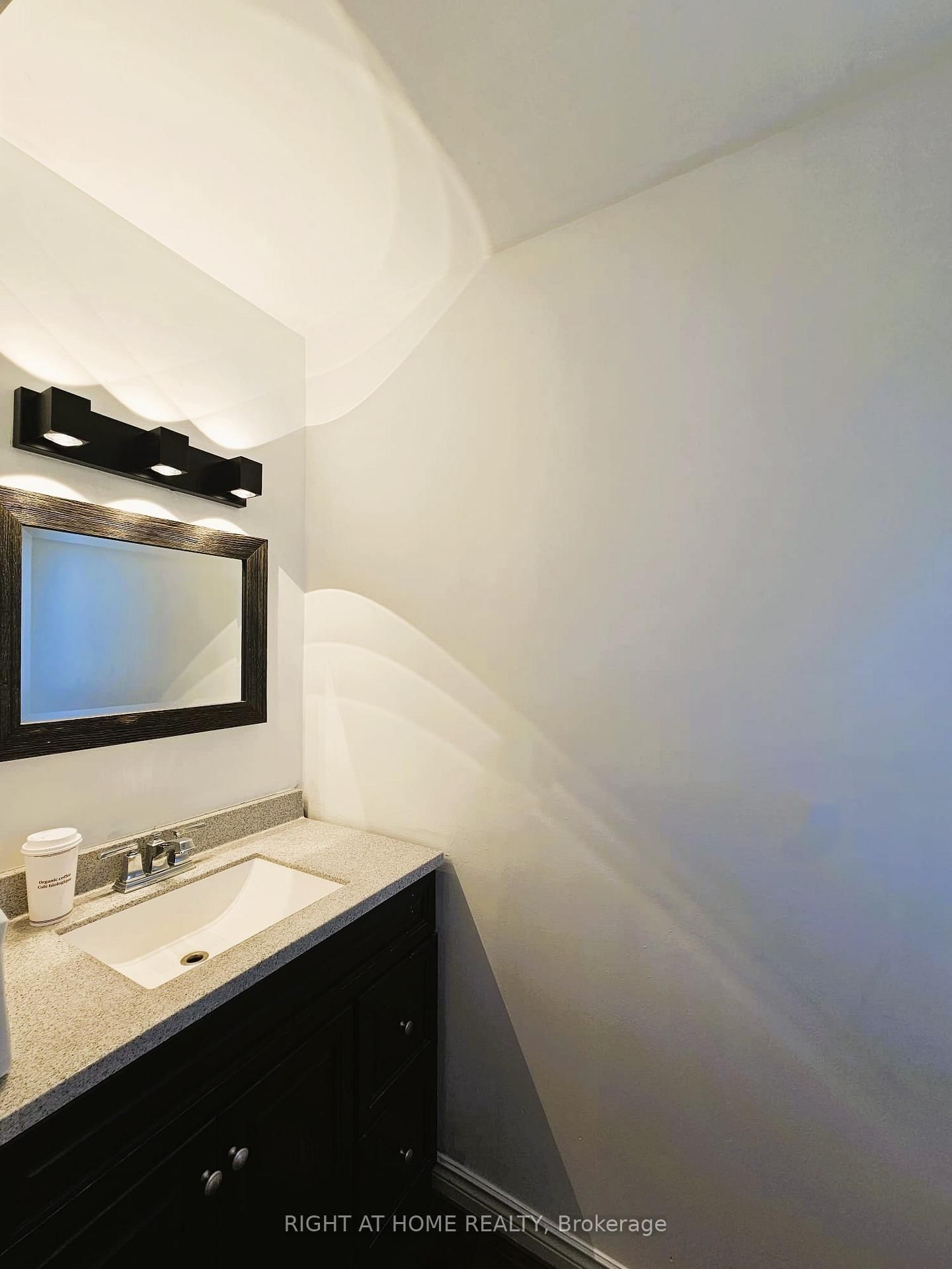 206 Fairwood Drive - Photo 11