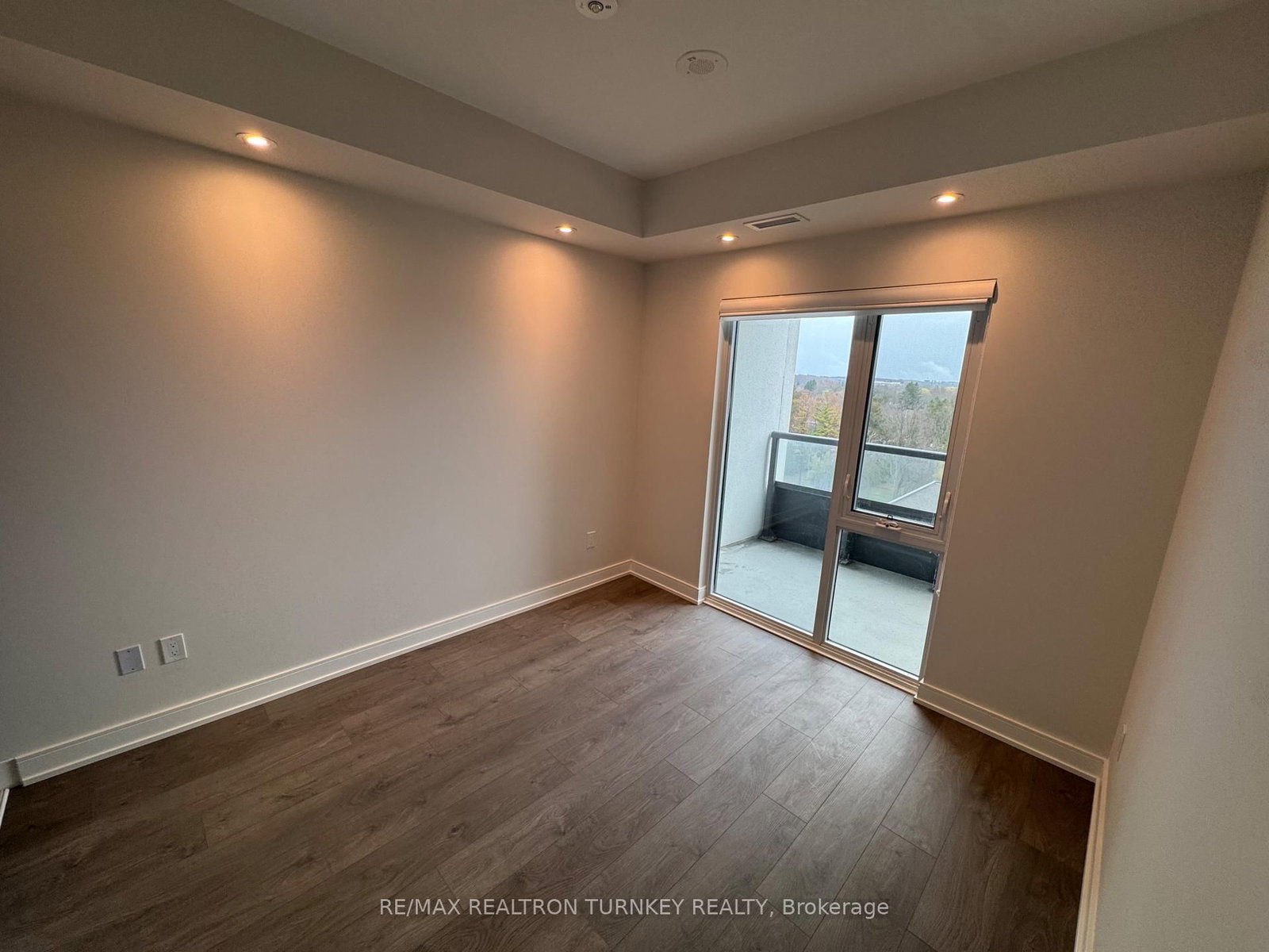 715 Davis Drive, Unit 905 - Photo 15