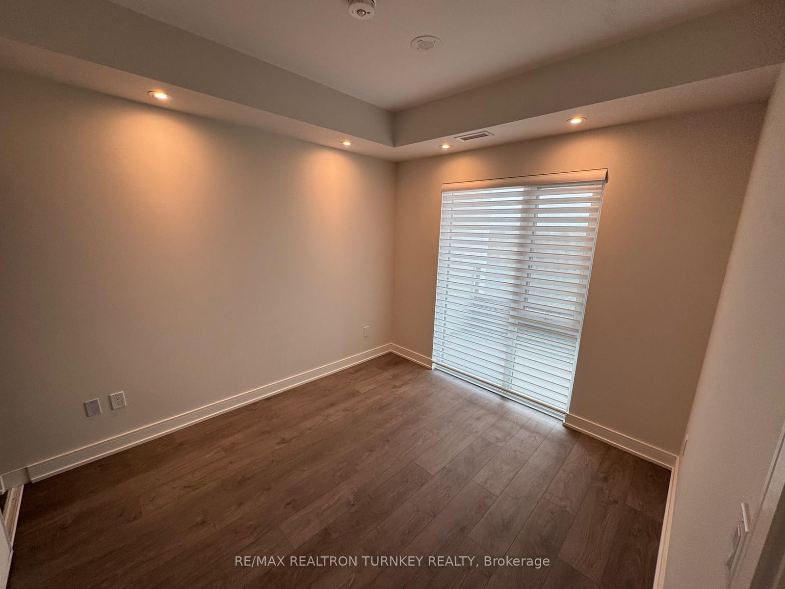 715 Davis Drive, Unit 905 - Photo 16