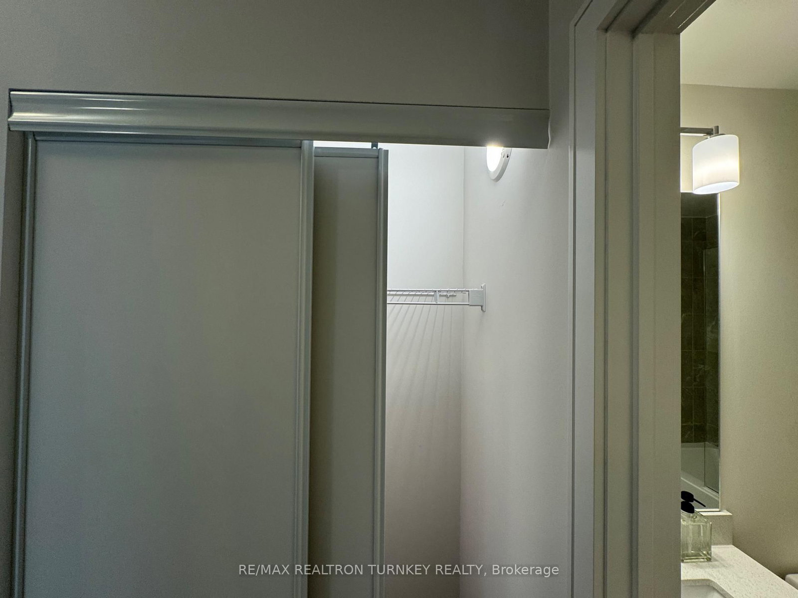 715 Davis Drive, Unit 905 - Photo 26