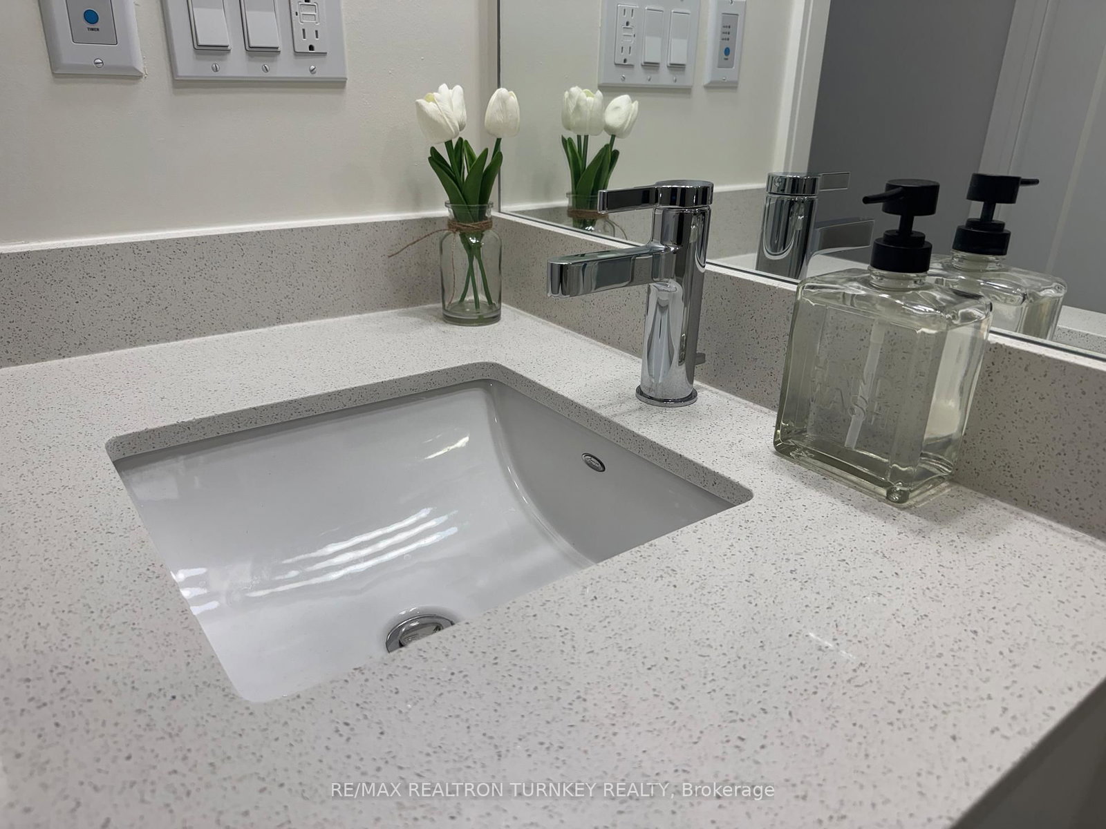 715 Davis Drive, Unit 905 - Photo 31