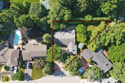 27 Hawthorne Lane | Aurora | Image