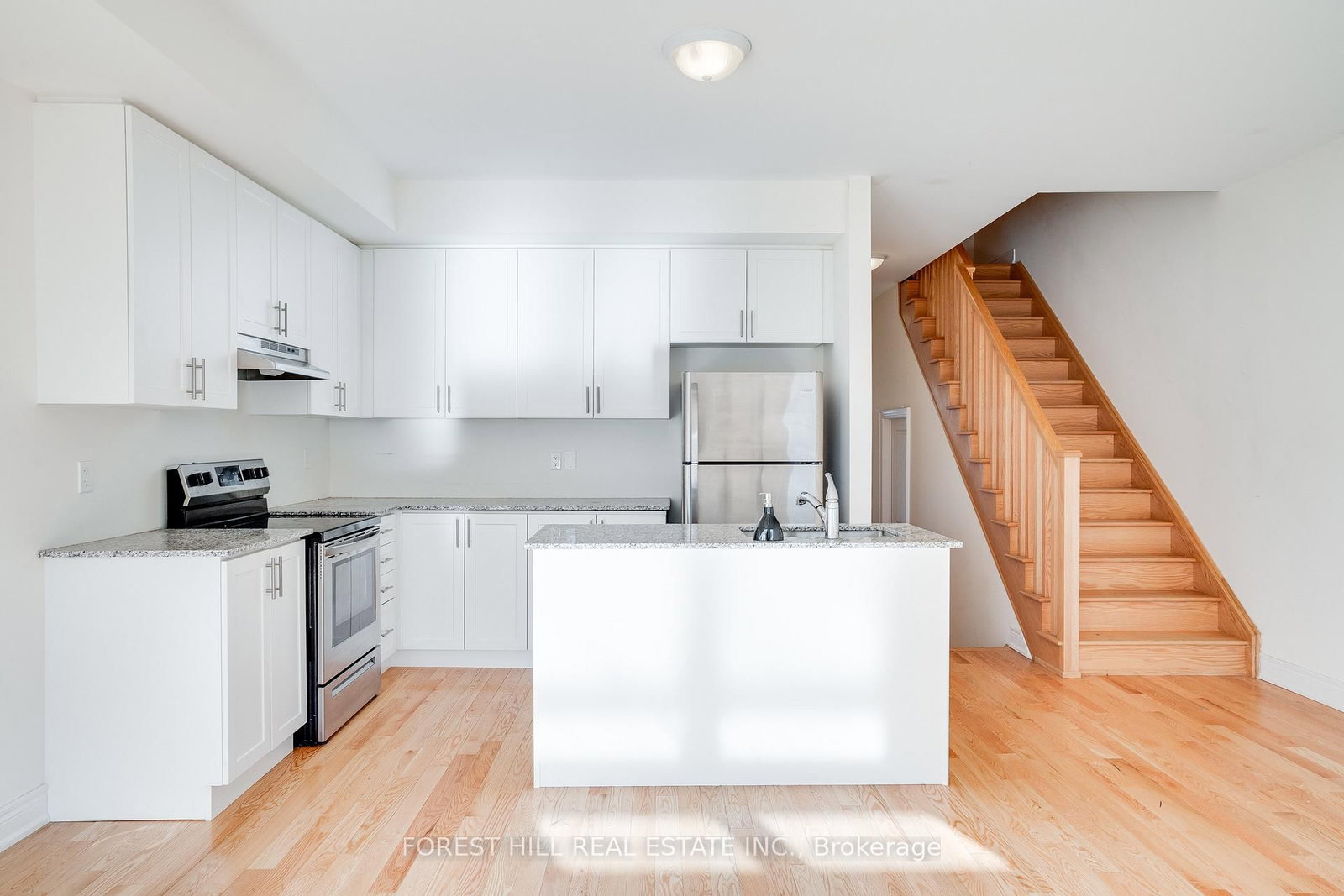 41 Hiawatha Court - Photo 8