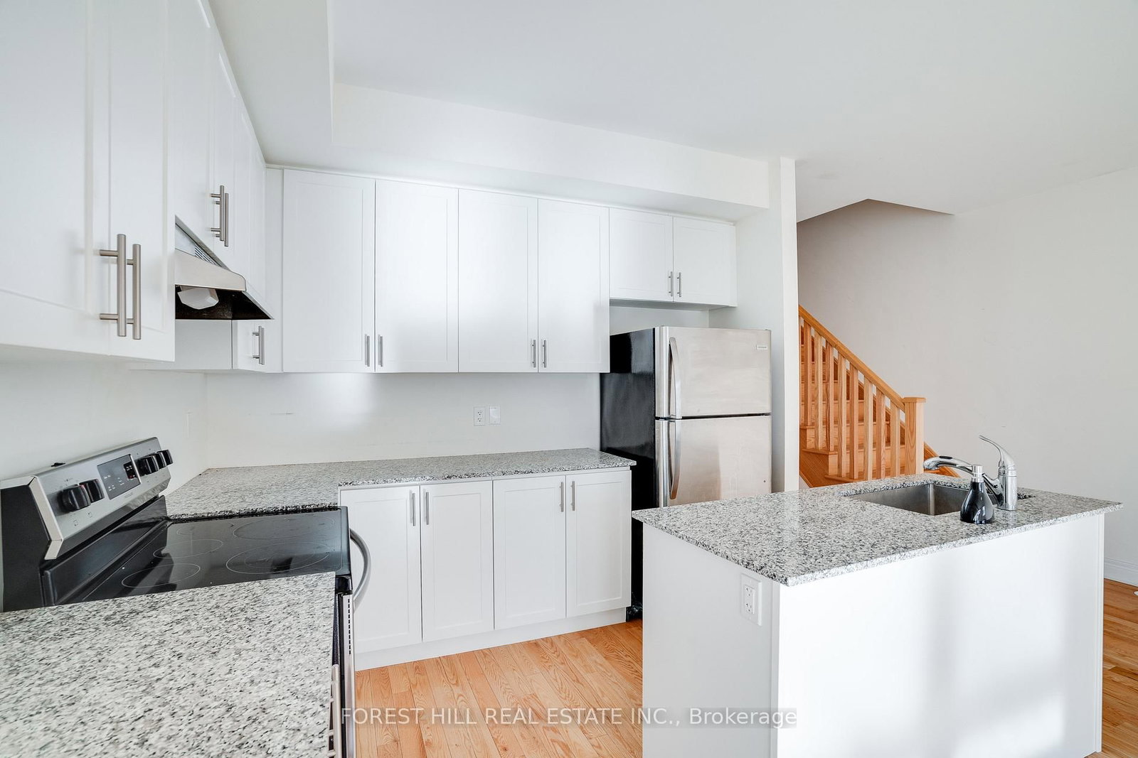 41 Hiawatha Court - Photo 9