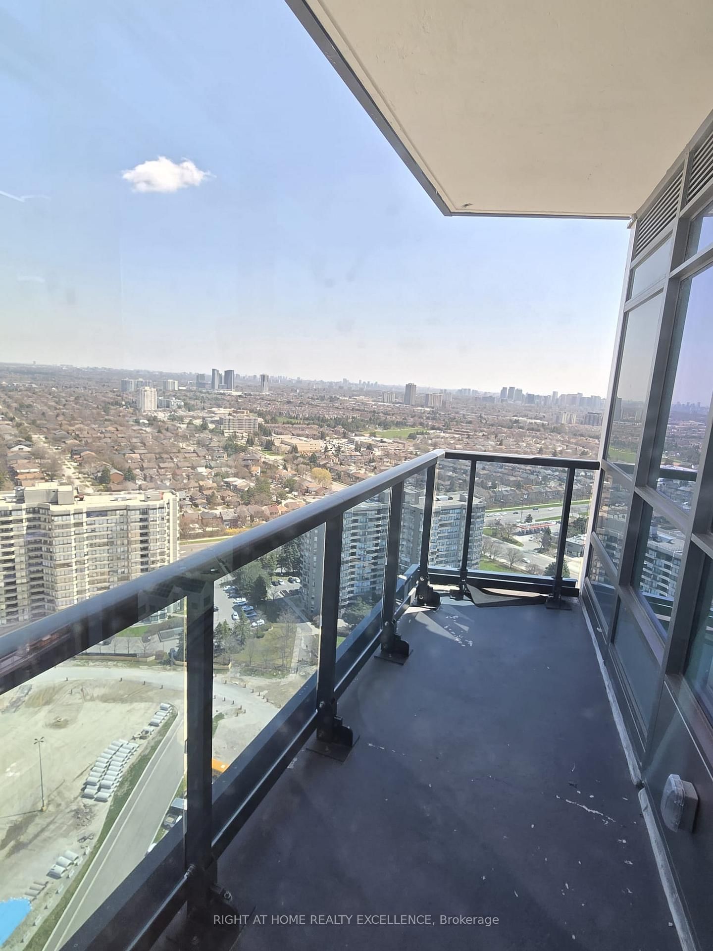 30 Upper Mall Way, Unit 3010 - Photo 14