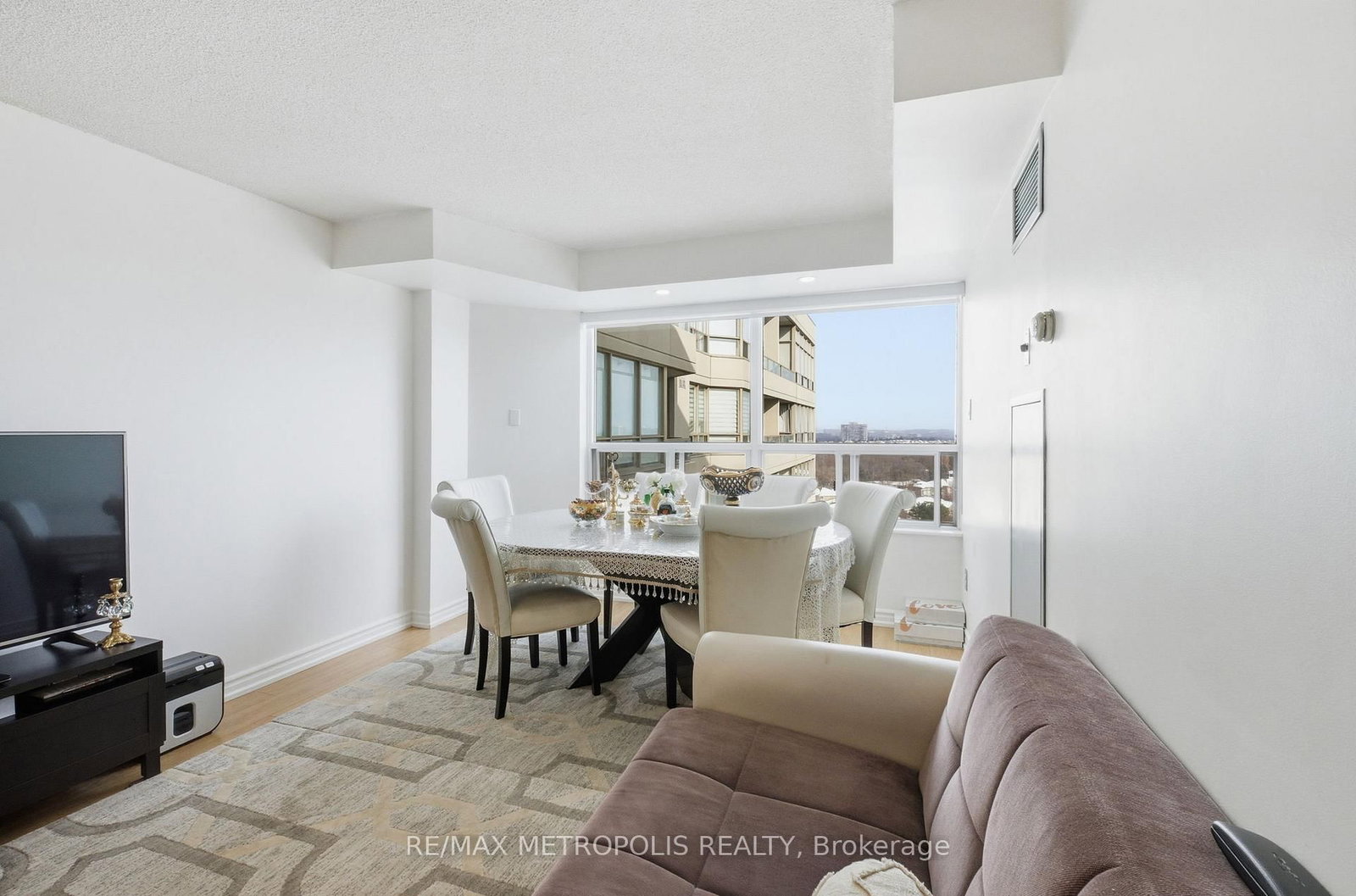 11 Townsgate Drive, Unit 1501 - Photo 10