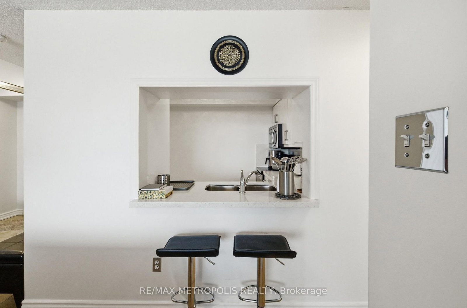 11 Townsgate Drive, Unit 1501 - Photo 13