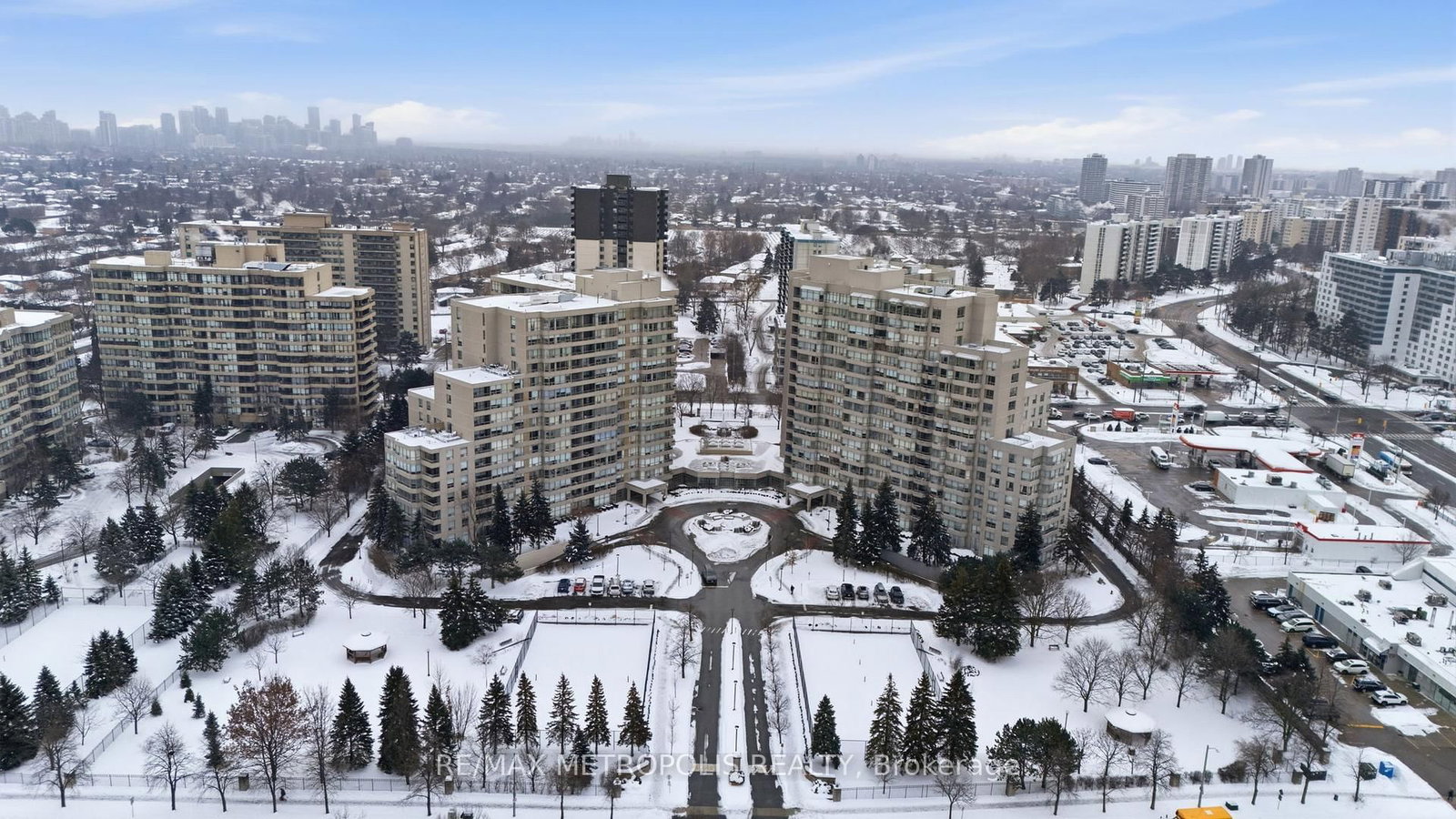 11 Townsgate Drive, Unit 1501 - Photo 2