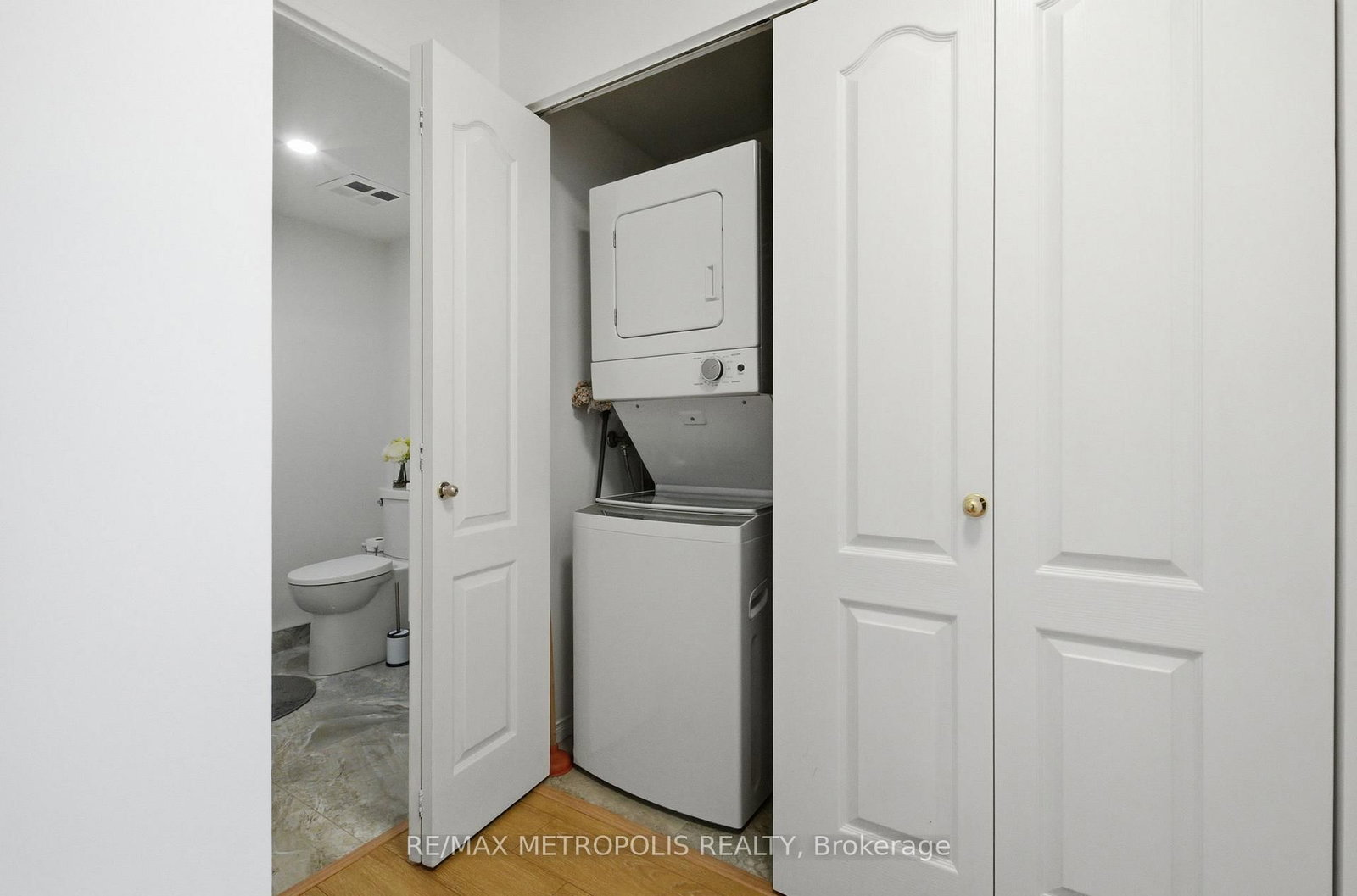 11 Townsgate Drive, Unit 1501 - Photo 20