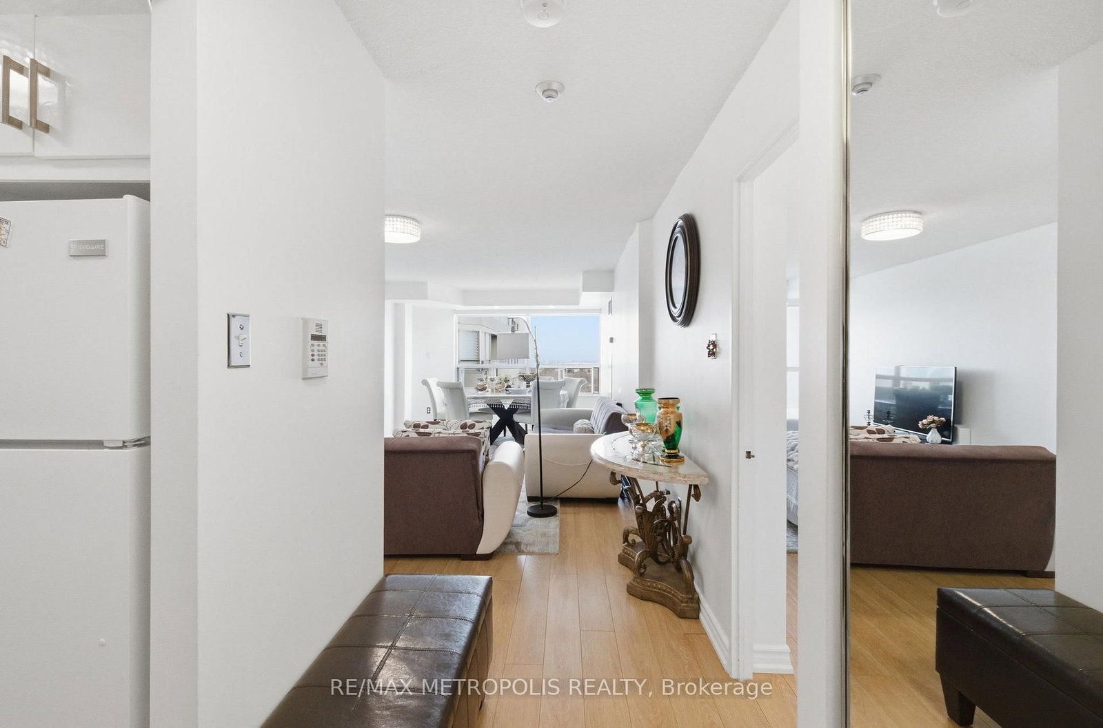 11 Townsgate Drive, Unit 1501 - Photo 7