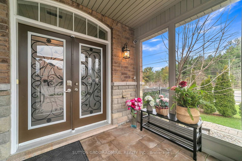 7 Gamble Glen Cres, Richmond Hill, L4S 2T3 | Image 3