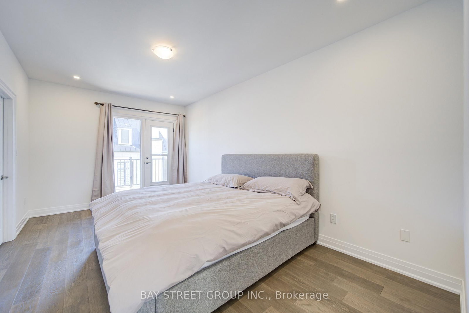 324 King Road - Photo 37