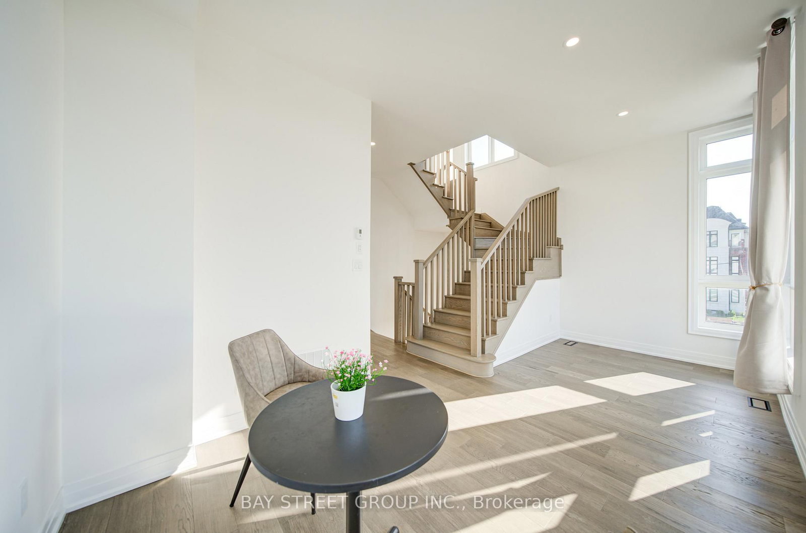 324 King Road - Photo 9