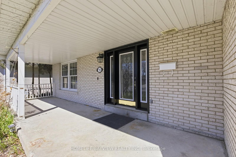 70 Royal Orchard Blvd, Markham, L3T 3C5 | Image 2