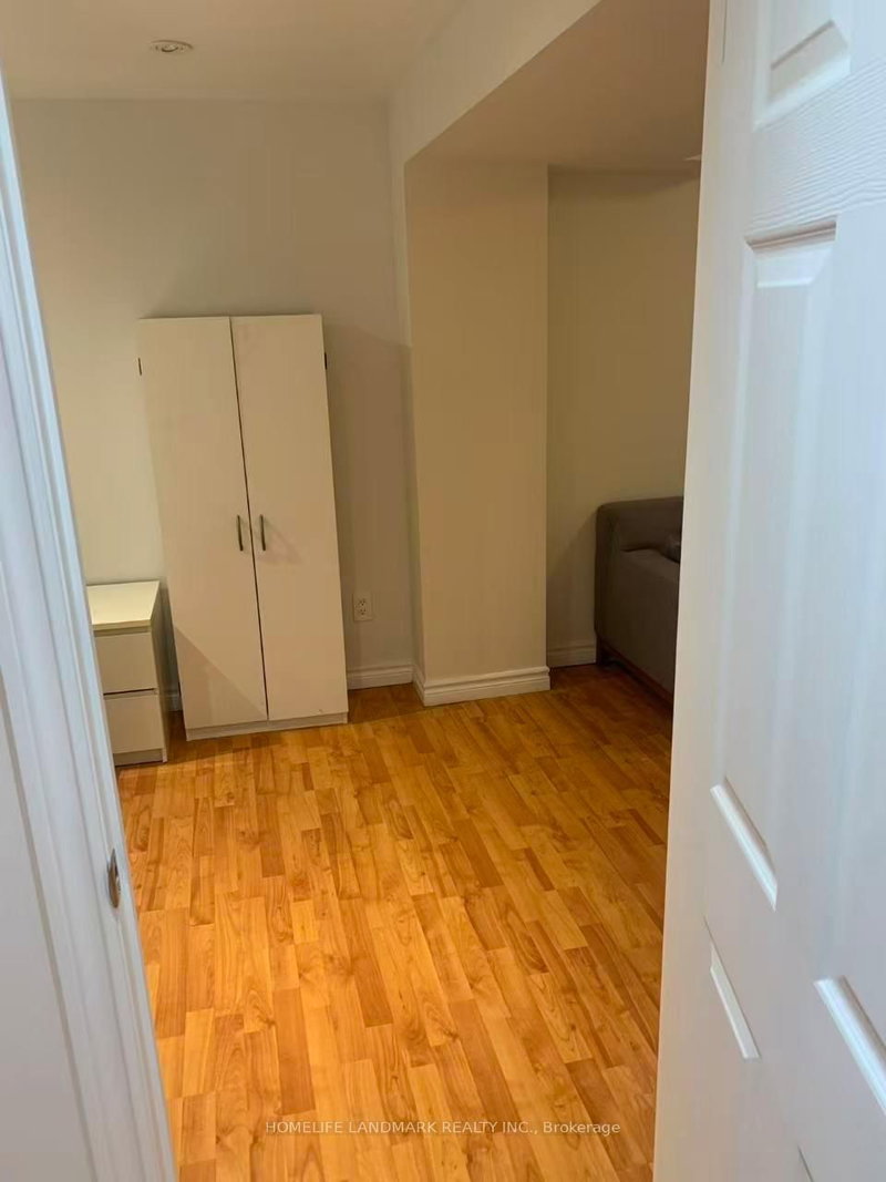 356 Brownridge Dr, Vaughan, L4J 5W9 | Image 2