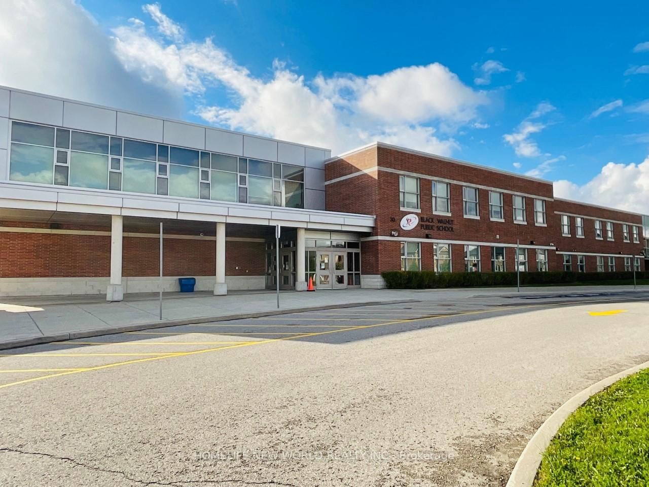 31 John Allan Cameron Street, Unit First Floor & Basement - Photo 22
