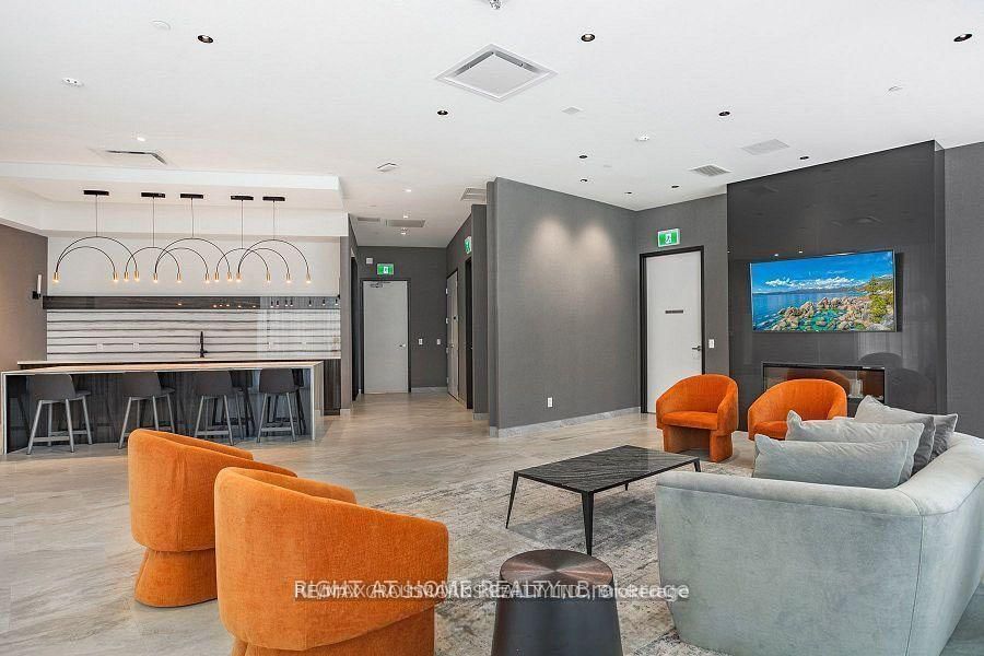 6 DAVID EYER Road, Unit 707 - Photo 20