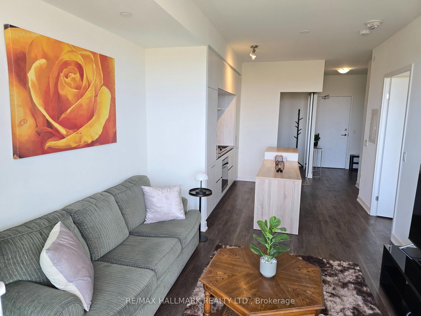 6 DAVID EYER Road, Unit 707 - Photo 4