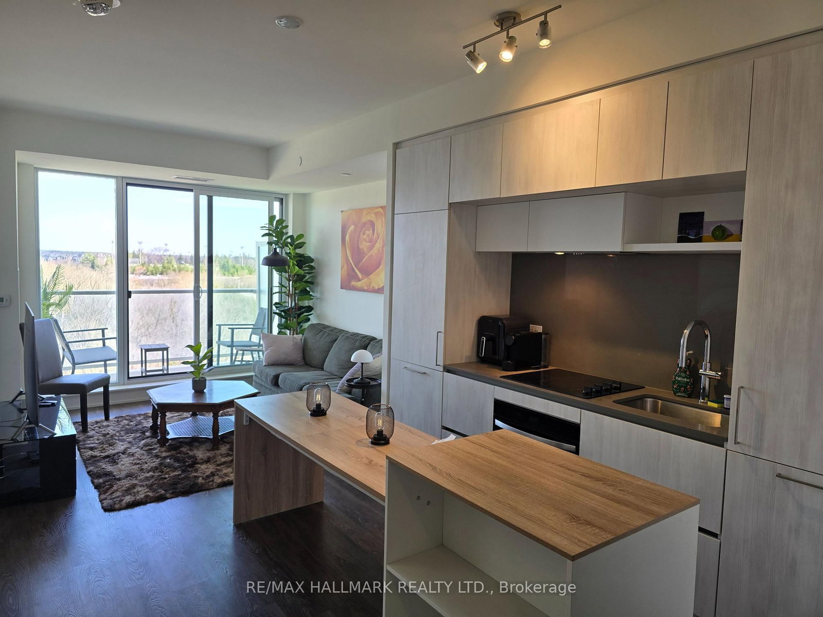 6 DAVID EYER Road, Unit 707 - Photo 8