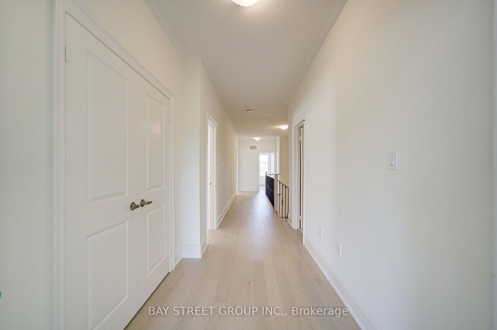 42 Big Willow Crescent • Richmond Hill, ON photo 21