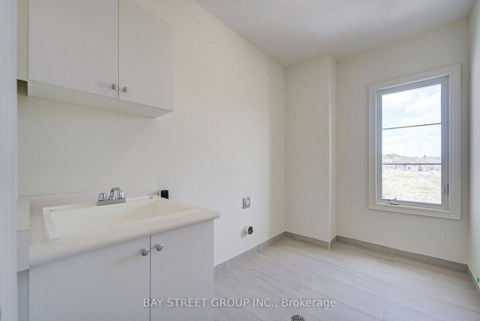 42 Big Willow Crescent • Richmond Hill, ON photo 24