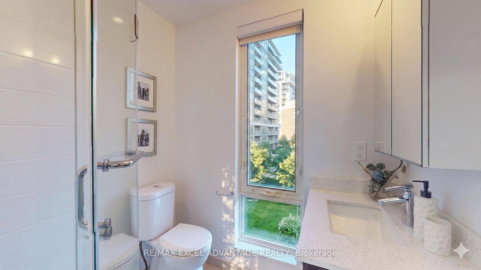 301 South Park Road - Photo 17