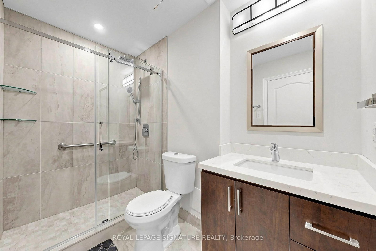 8323 KENNEDY Road, Unit 816 - Photo 18