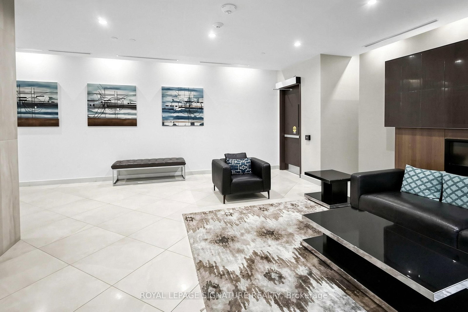 8323 KENNEDY Road, Unit 816 - Photo 22