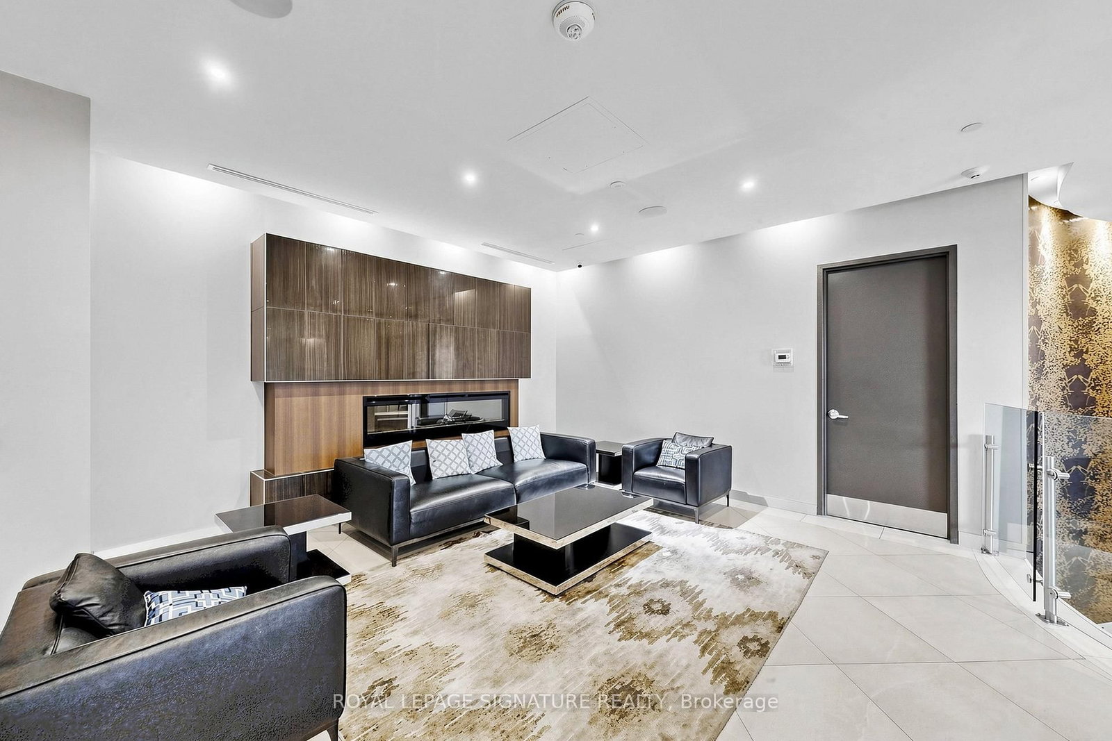 8323 KENNEDY Road, Unit 816 - Photo 23