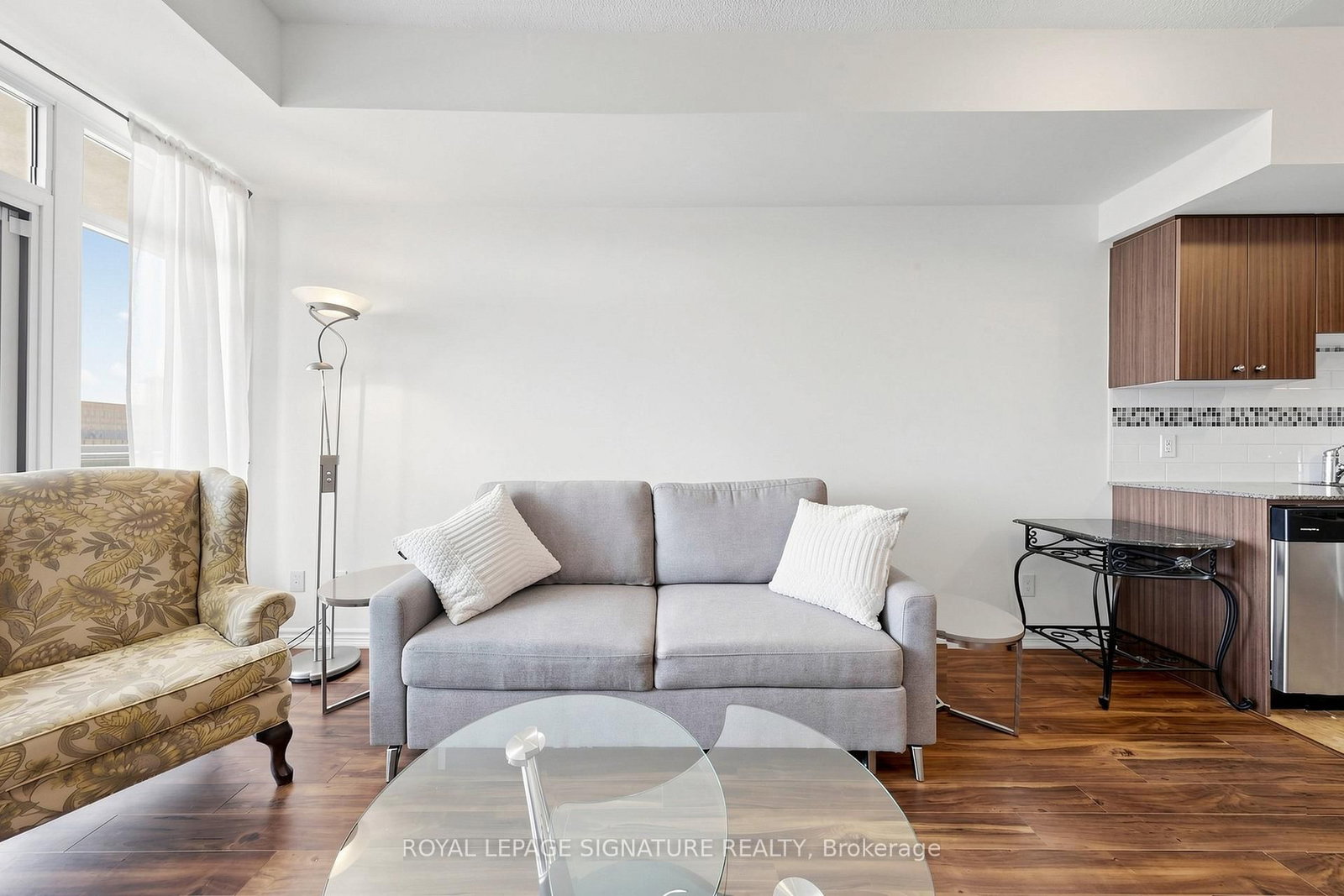 8323 KENNEDY Road, Unit 816 - Photo 6