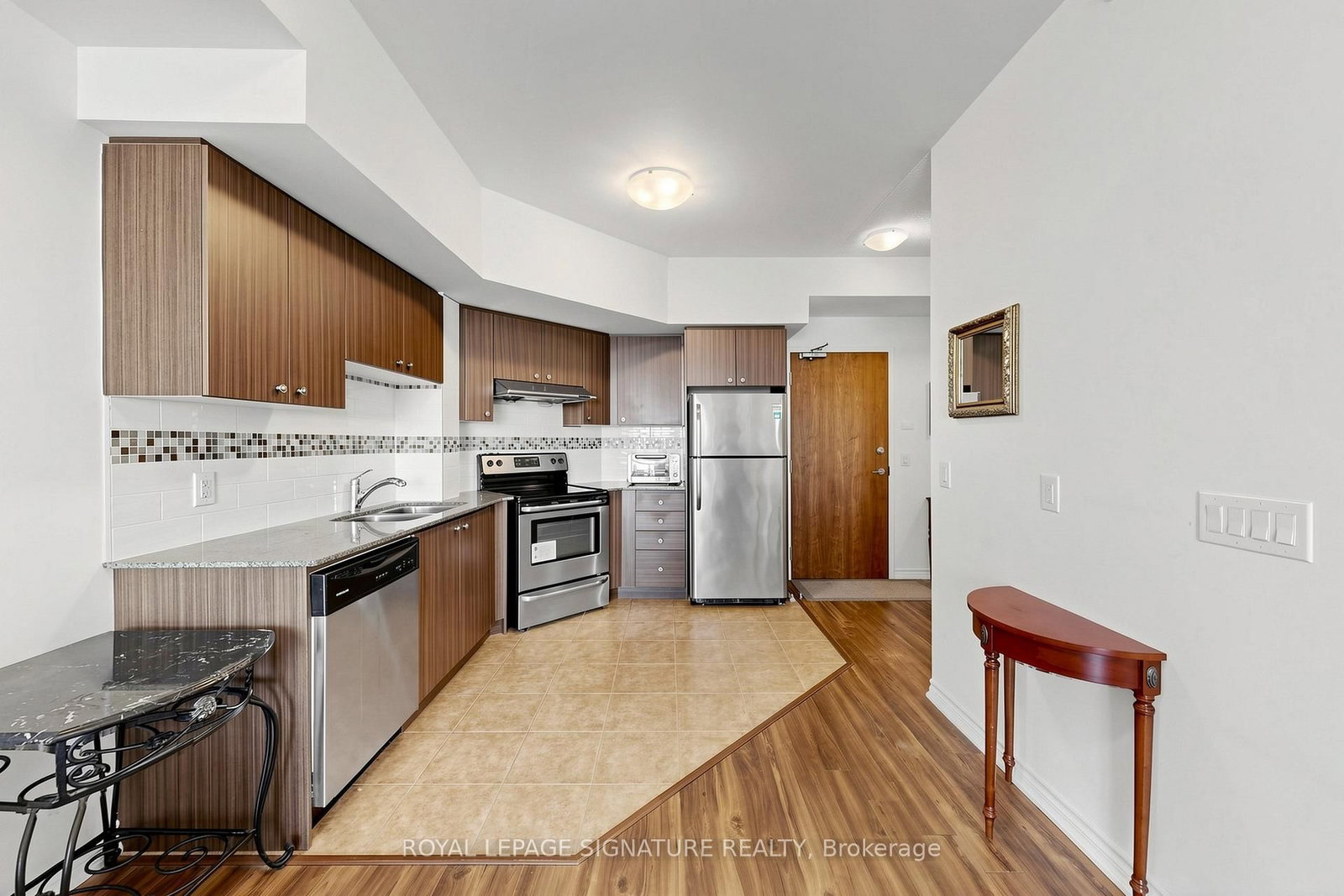 8323 KENNEDY Road, Unit 816 - Photo 9