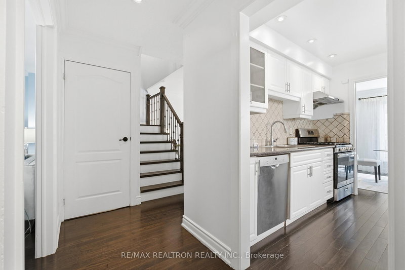 150 Borrows St, Vaughan, L4J 2W8 | Image 2