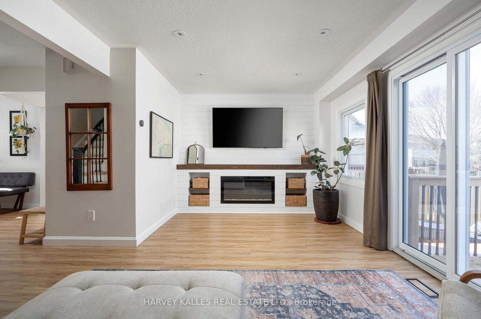 510 Pickering Crescent - Photo 10