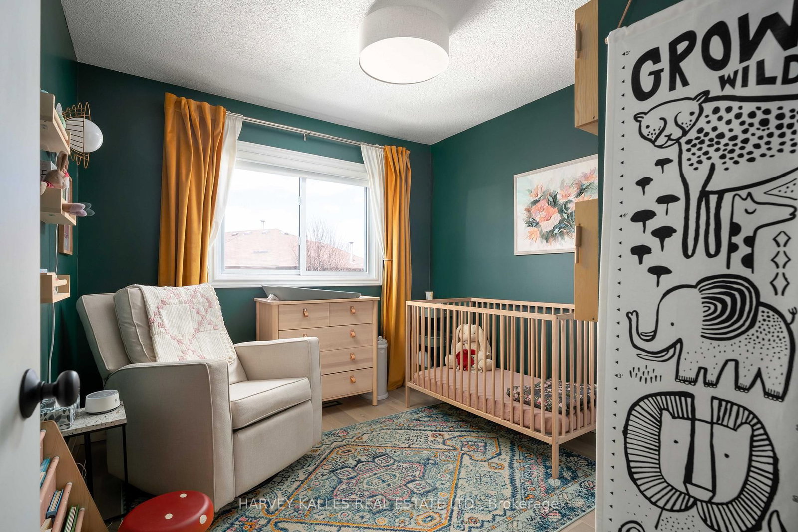 510 Pickering Crescent - Photo 16