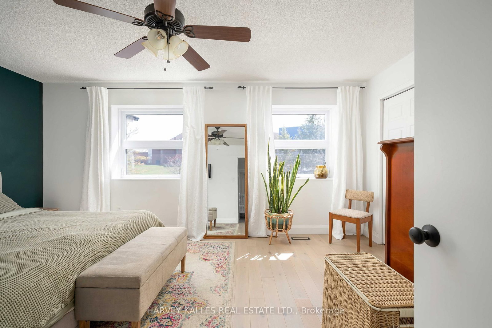 510 Pickering Crescent - Photo 23