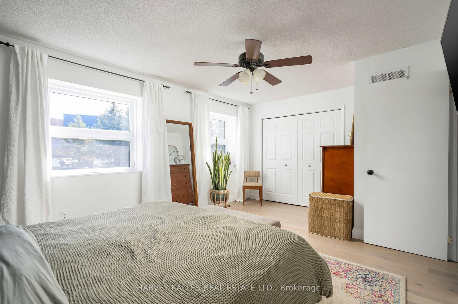 510 Pickering Crescent - Photo 26