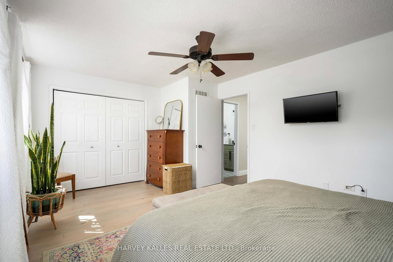 510 Pickering Crescent - Photo 27