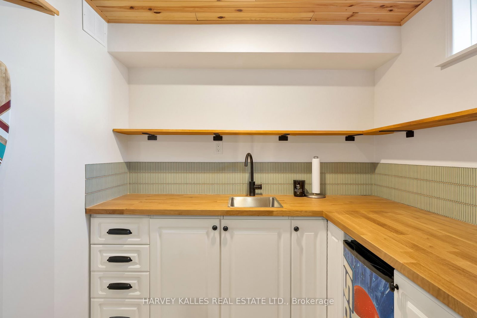 510 Pickering Crescent - Photo 33