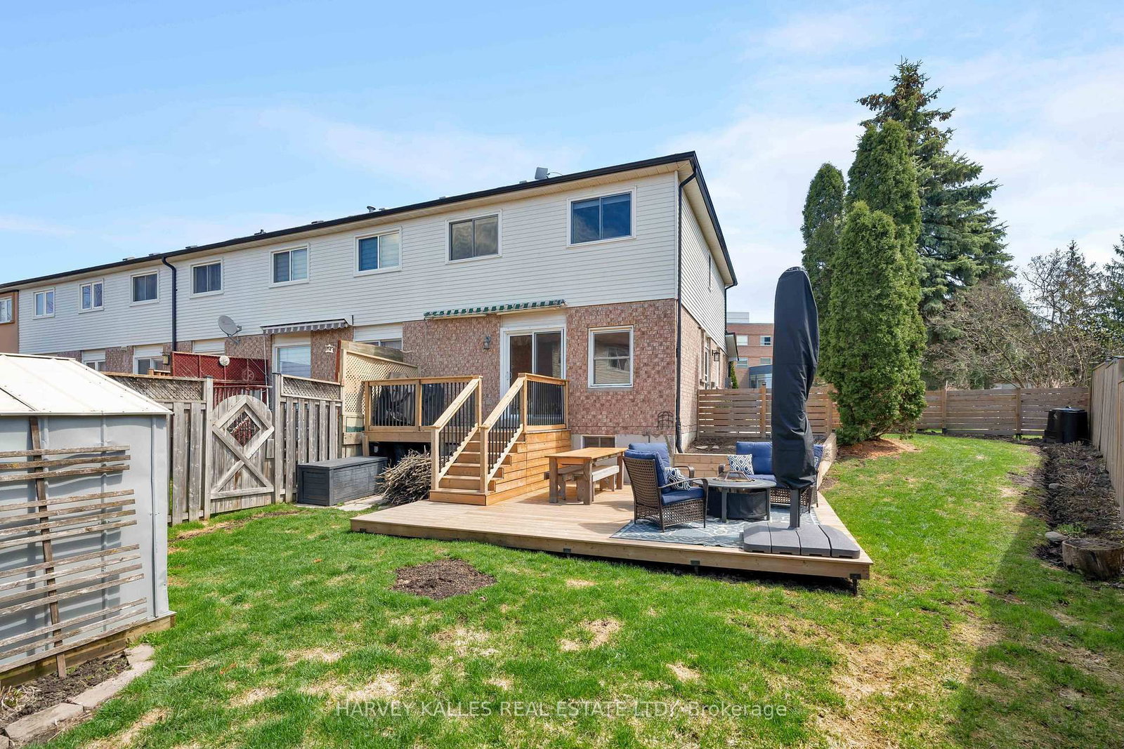 510 Pickering Crescent - Photo 37