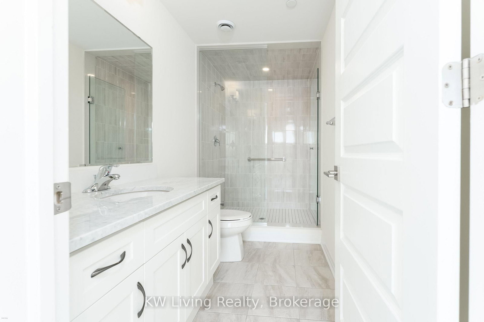 58 Adam Sellers Street, Unit 402 - Photo 10