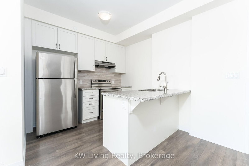 402 - 58 Adam Sellers St, Markham, L6B 1P5 | Image 2