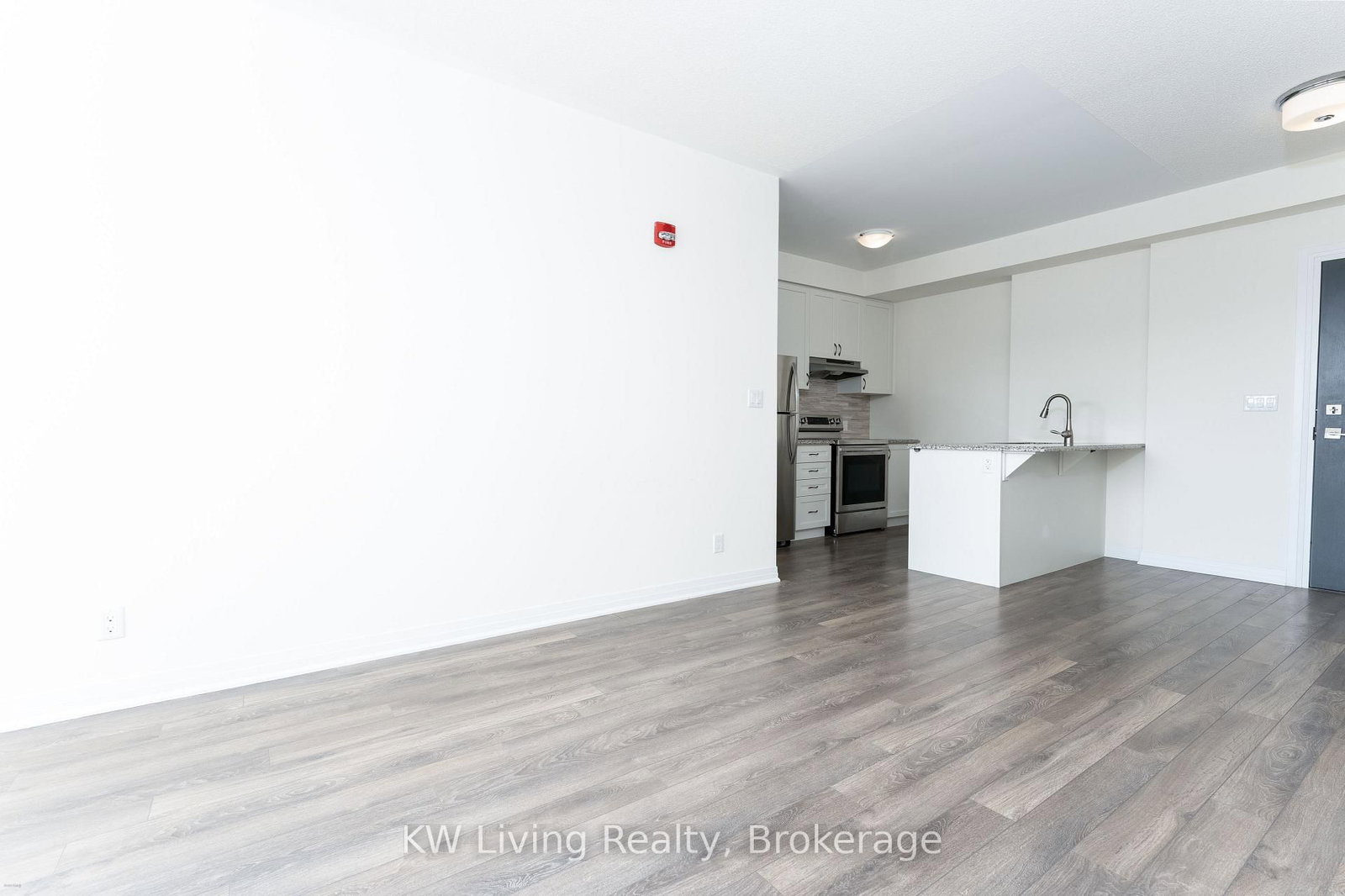 58 Adam Sellers Street, Unit 402 - Photo 4