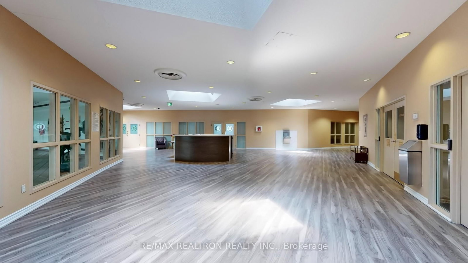 40 Harding Boulevard W, Unit 404 - Photo 39