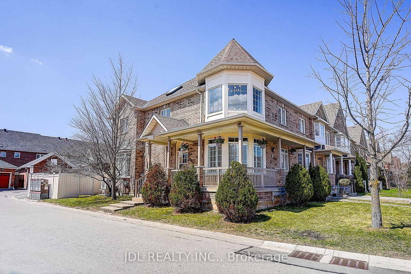 2 Catalina Cres, Richmond Hill, L4S 2G2 | Image 2