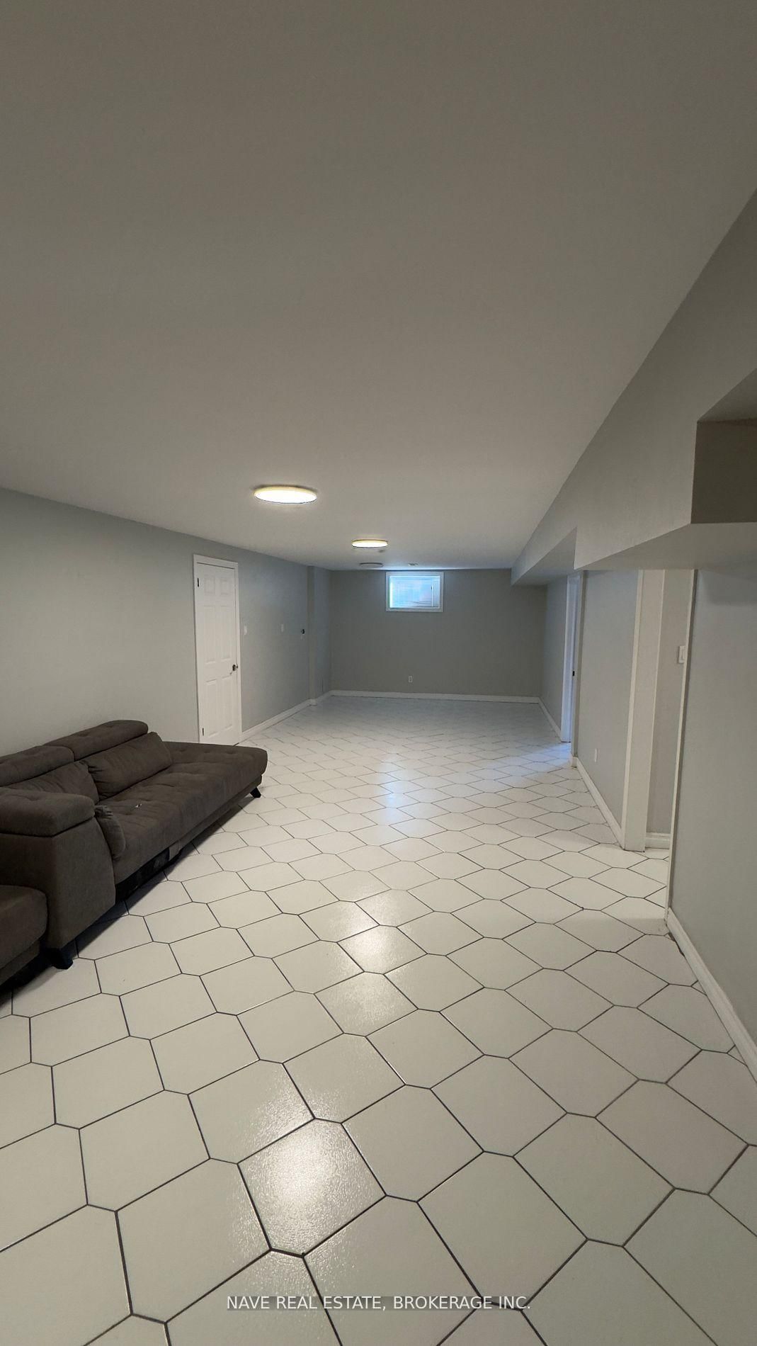 86 Elgin Mills Road W, Unit Basement - Photo 10