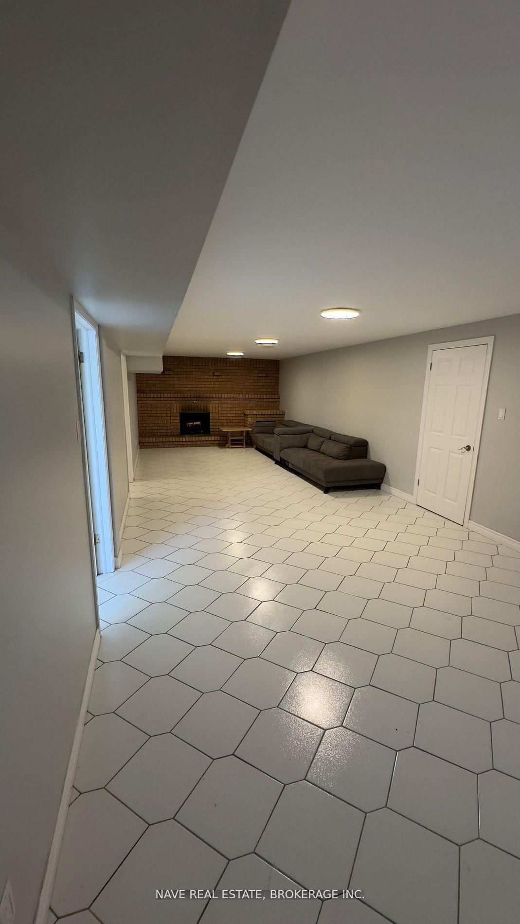 86 Elgin Mills Road W, Unit Basement - Photo 9