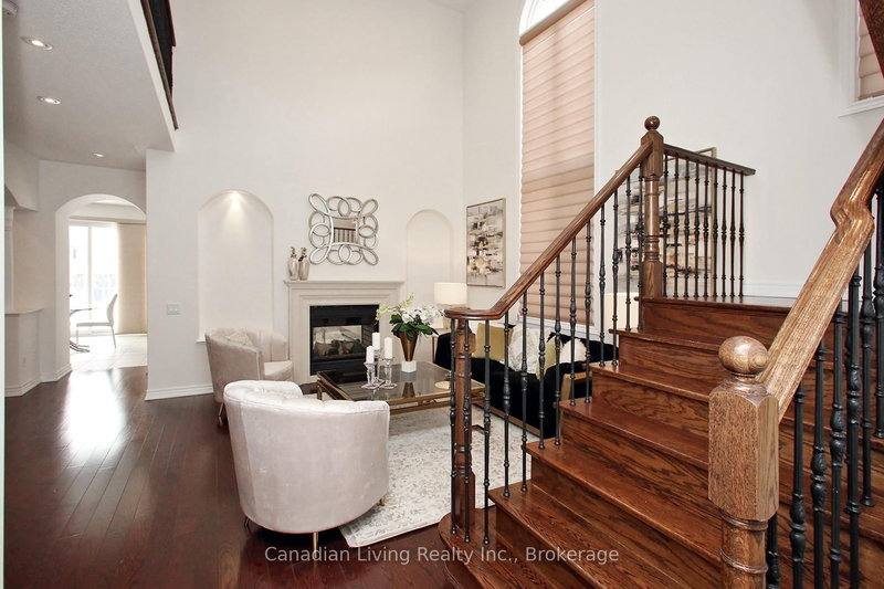 670 Via Romano Blvd, Vaughan, L6A 0G2 | Image 2