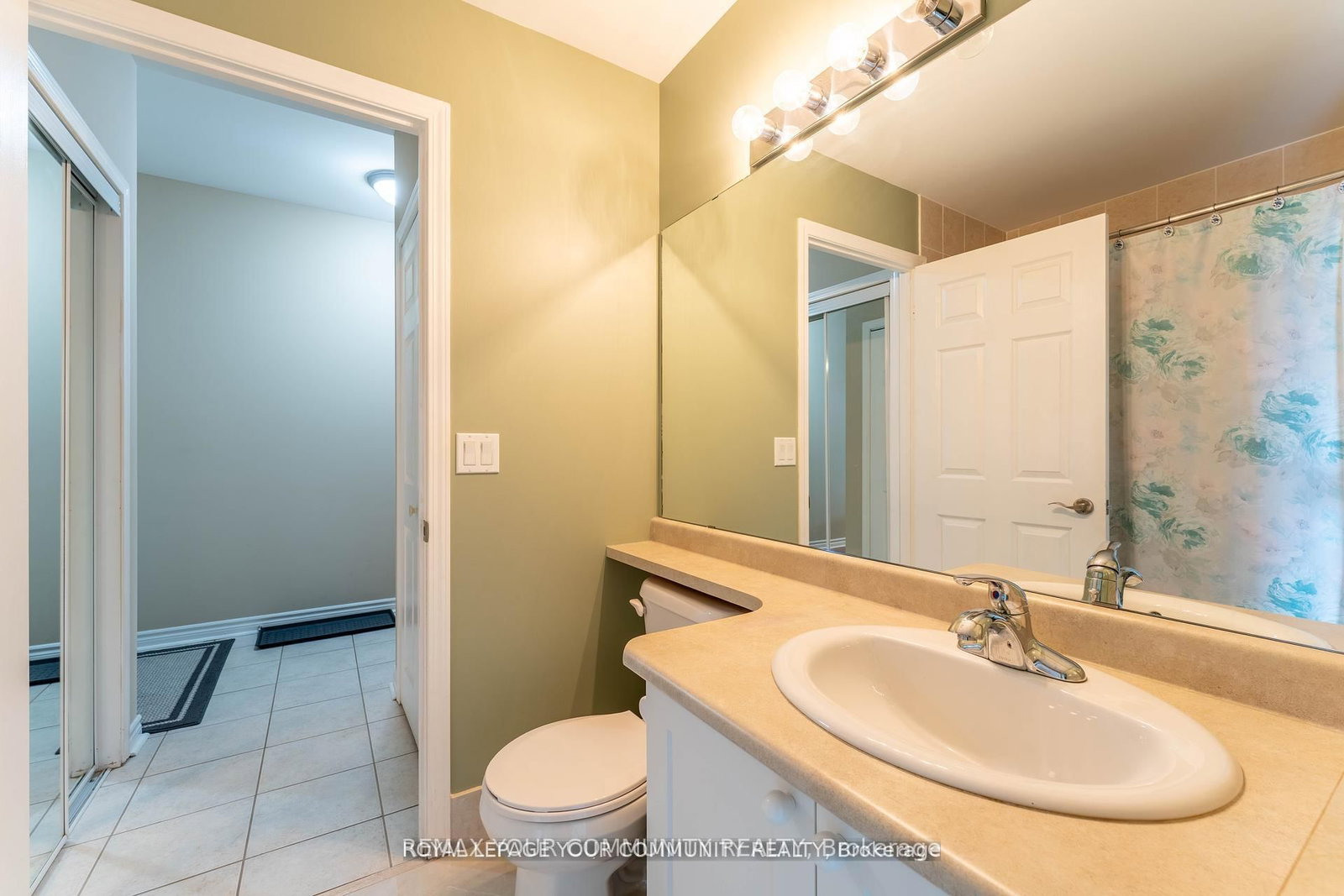 11121 Yonge Street, Unit 110 - Photo 13